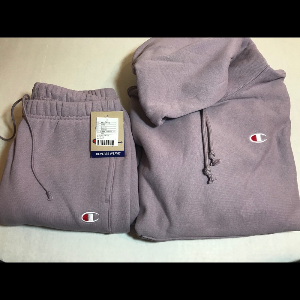 PRICE FIRM! UO 2 Pc. Champ RW Set Exclusive  Lim Ed  M Hoodie, M Pants - Picture 13 of 13